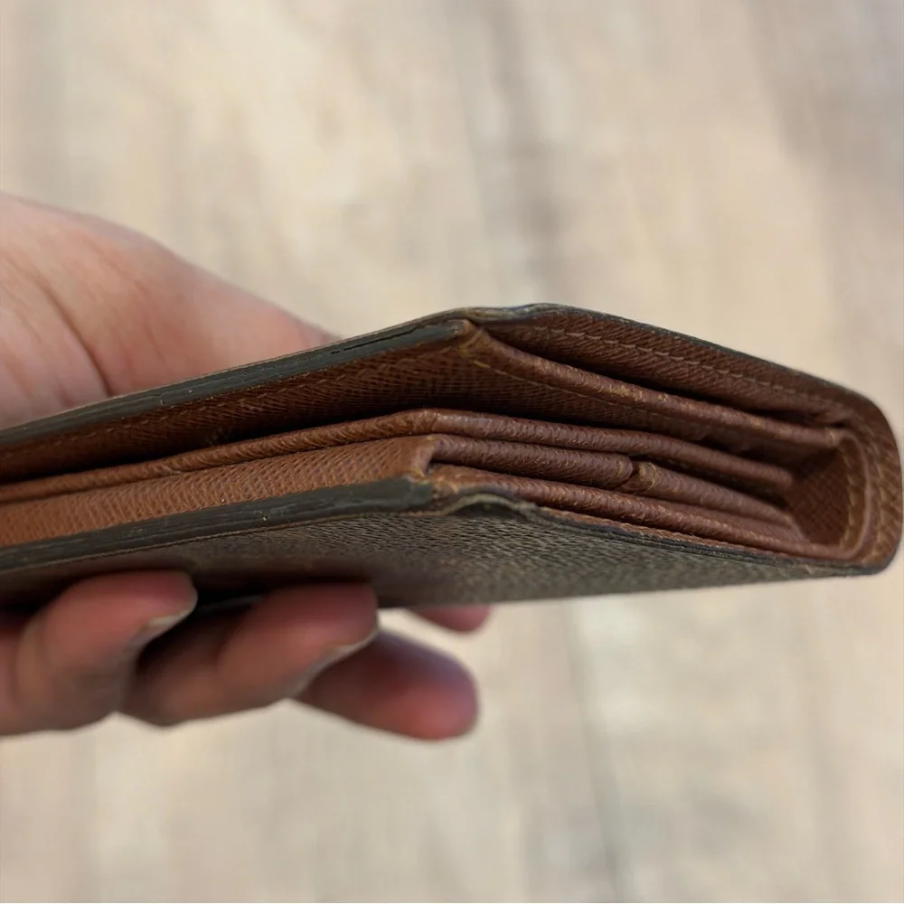Compact wallet monogram - Picture 8 of 14